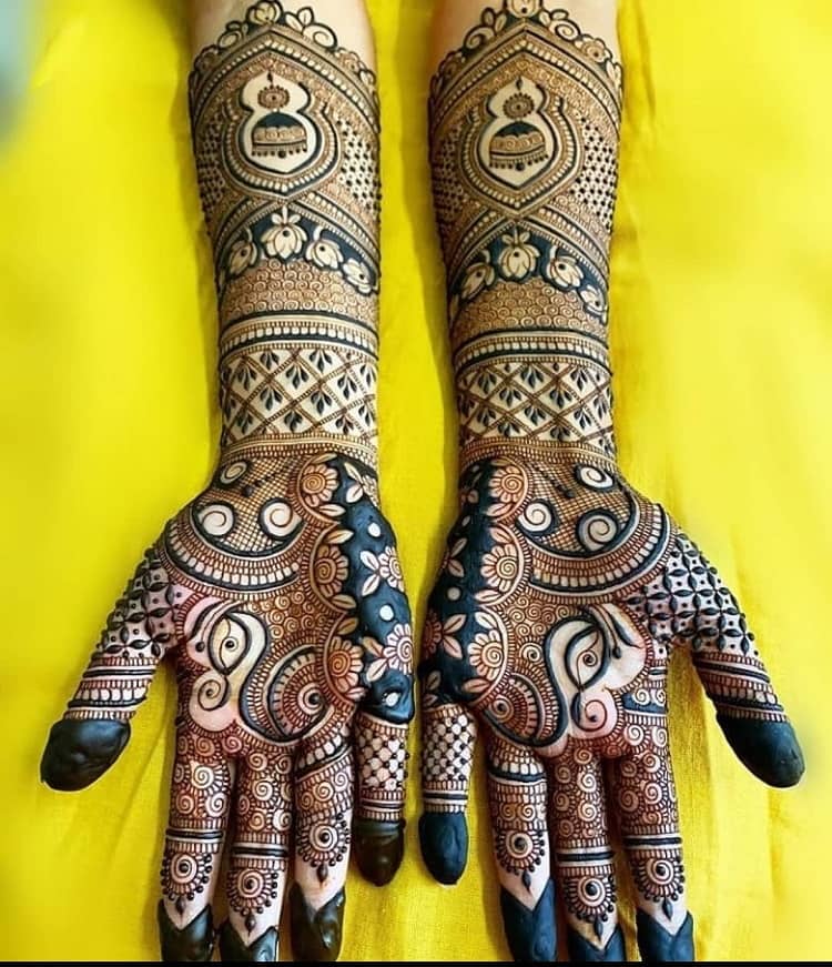 designer henna mehndi design