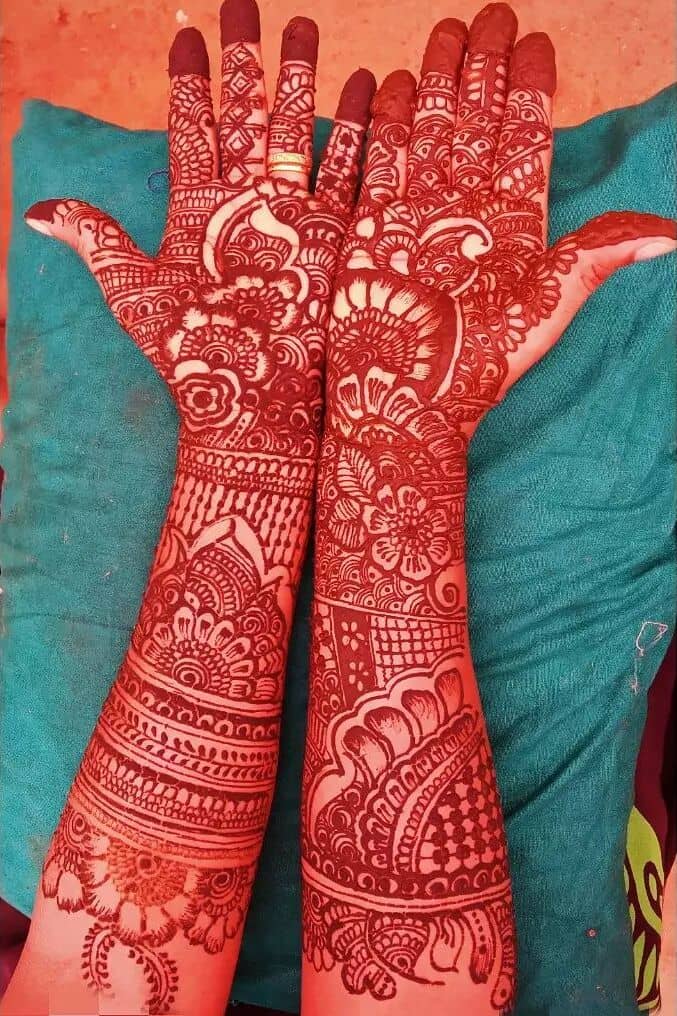simple Mehndi design  for wedding